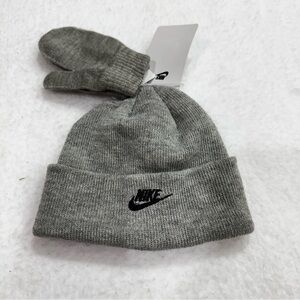 Nike Toddler Grey Hat and Mitten Set